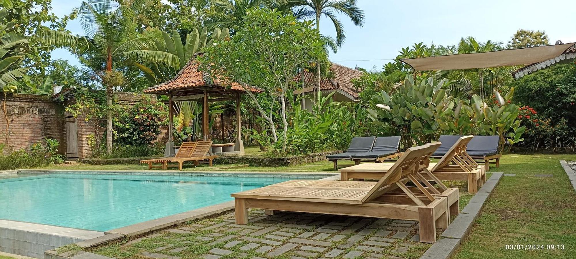 Hotel Blue Garden Yogyakarta à Bangunjiwo Extérieur photo