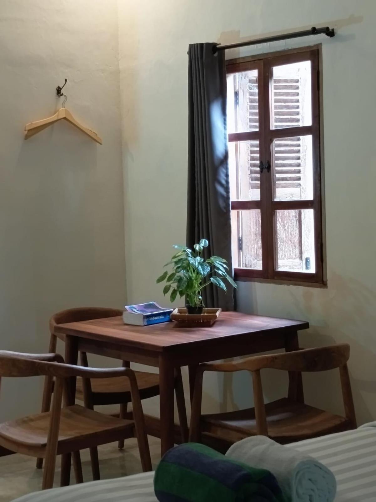 Hotel Blue Garden Yogyakarta à Bangunjiwo Extérieur photo