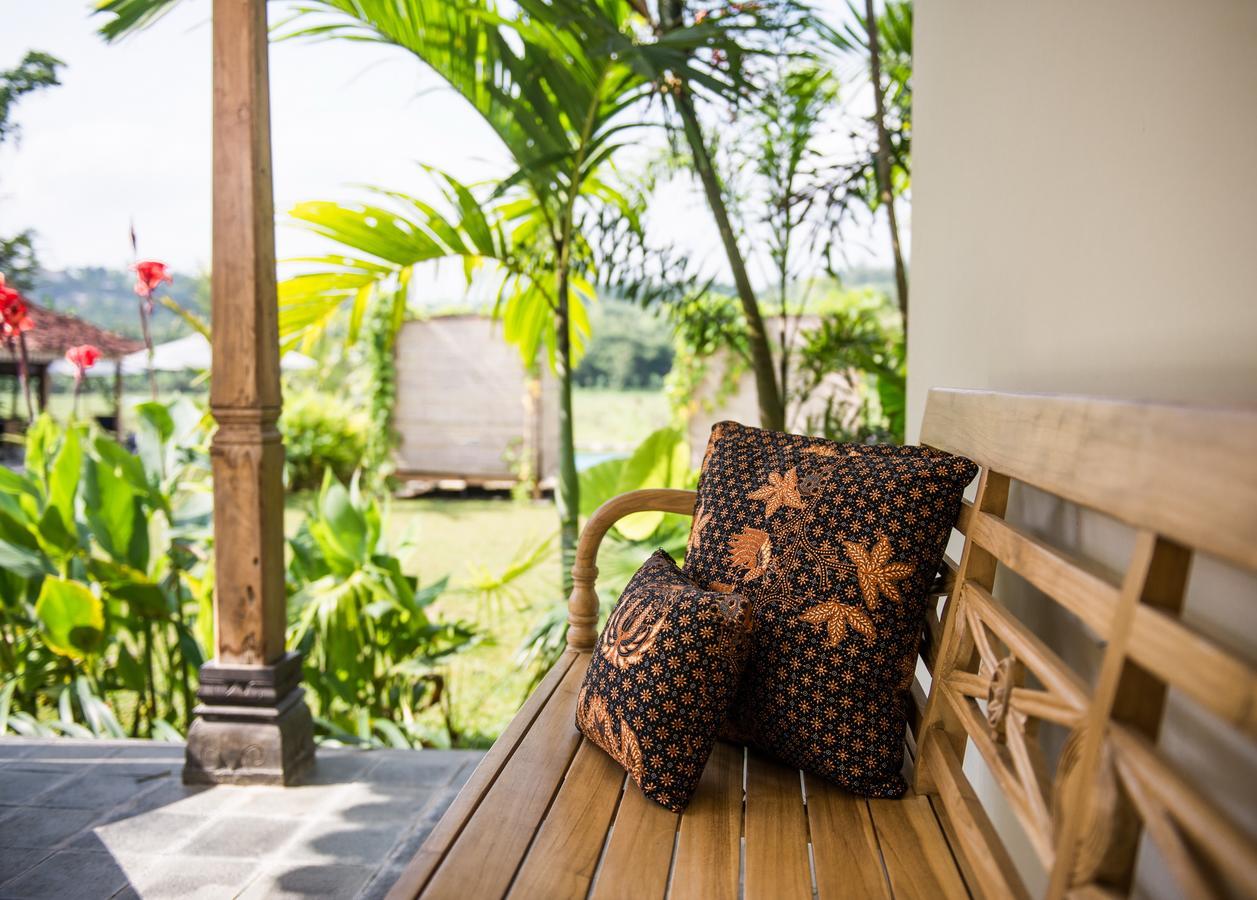 Hotel Blue Garden Yogyakarta à Bangunjiwo Extérieur photo