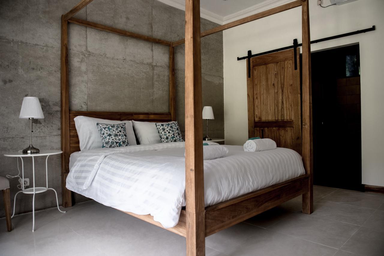 Hotel Blue Garden Yogyakarta à Bangunjiwo Extérieur photo